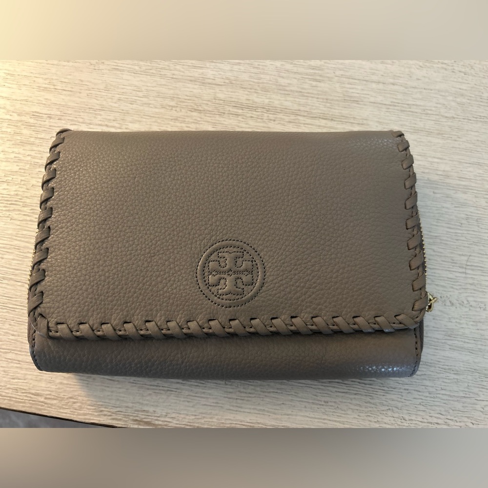 Tory Burch leather clutch taupe